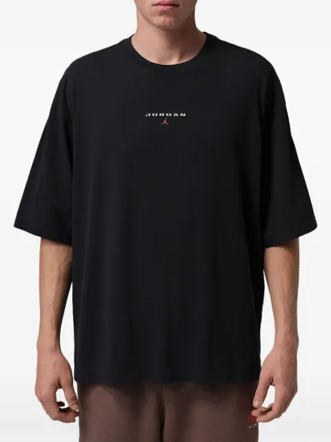 Jordan Flight Essentials logo-patch T-shirt