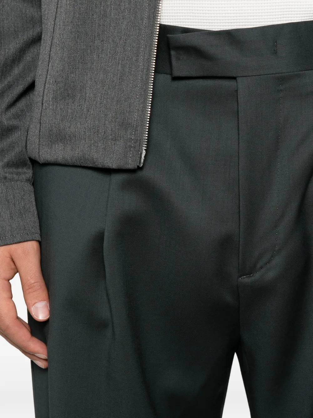 Low Brand Kim pleated straight-leg trousers Grijs