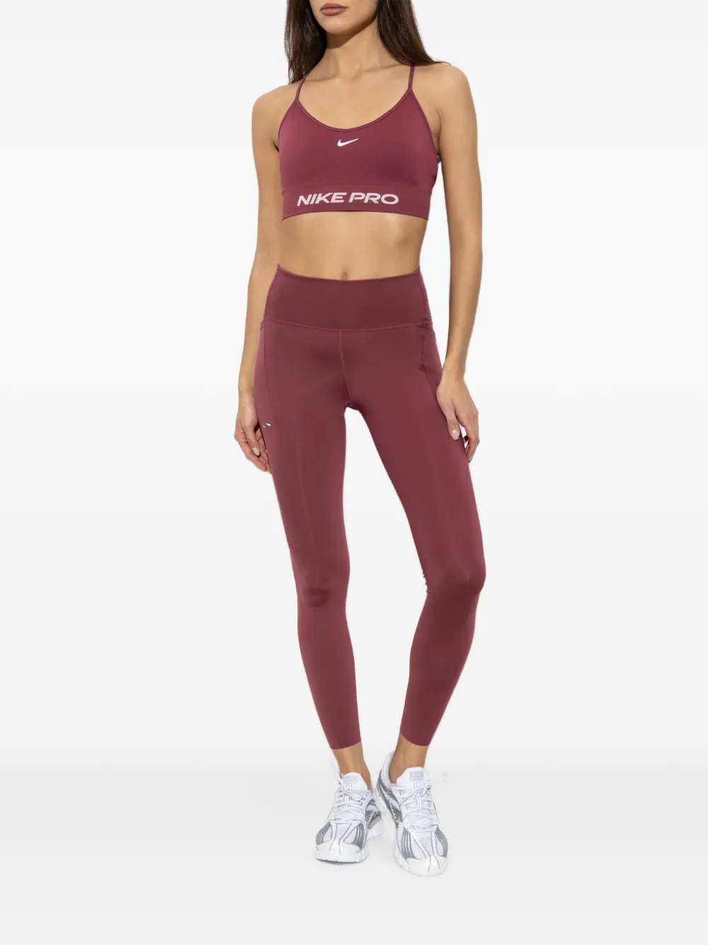 Nike Pro seamless light-support padded sports bra Rood