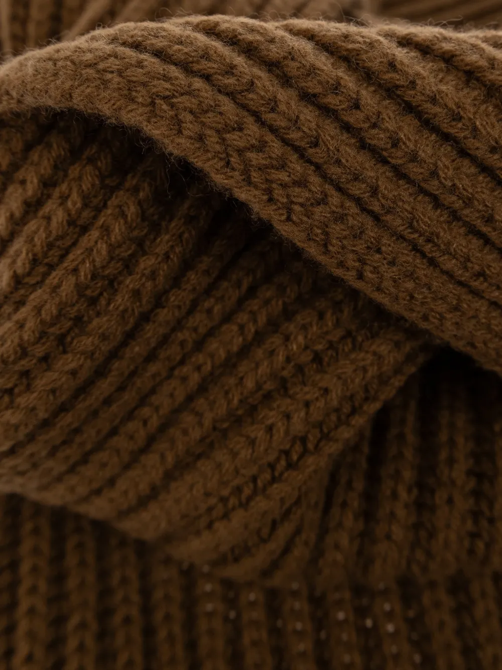 Canada Goose ribbed-knit logo-patch scarf Bruin