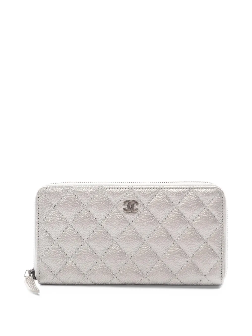 CHANEL Pre-Owned 2017-2018 Matelassé zip-around wallet in Silver