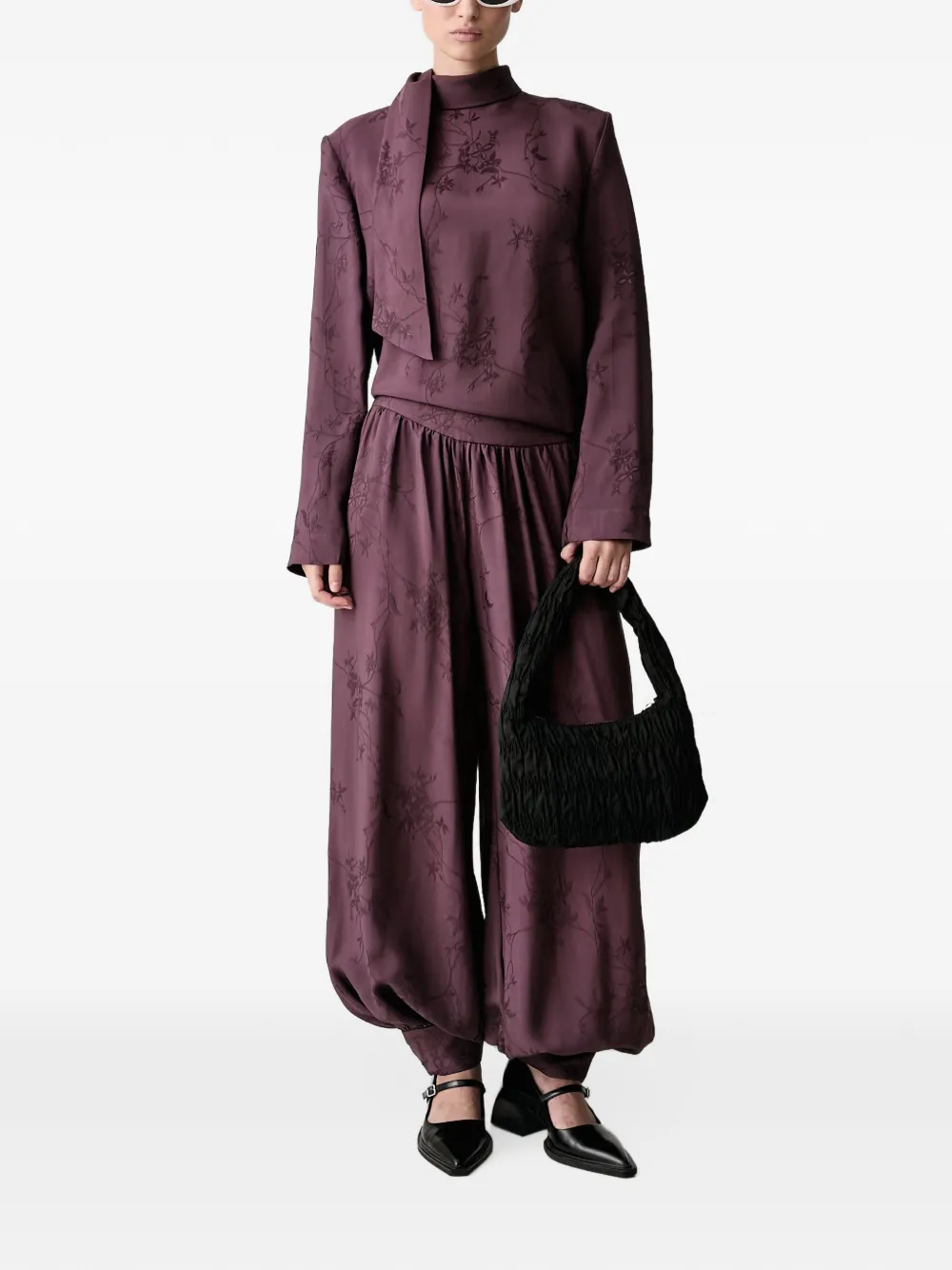 Stine Goya floral-jacquard balloon trousers Rood