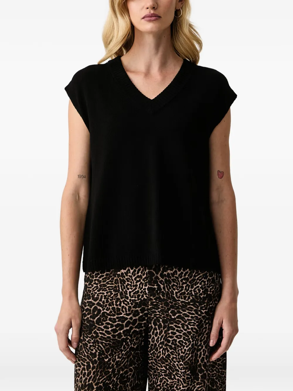 Silvian Heach V-neck knitted vest - Nero