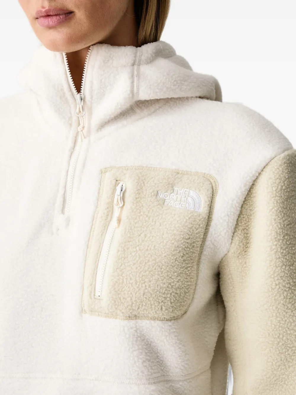 The North Face Yumiori 1 4 zip novelty hooded fleece jacket Wit