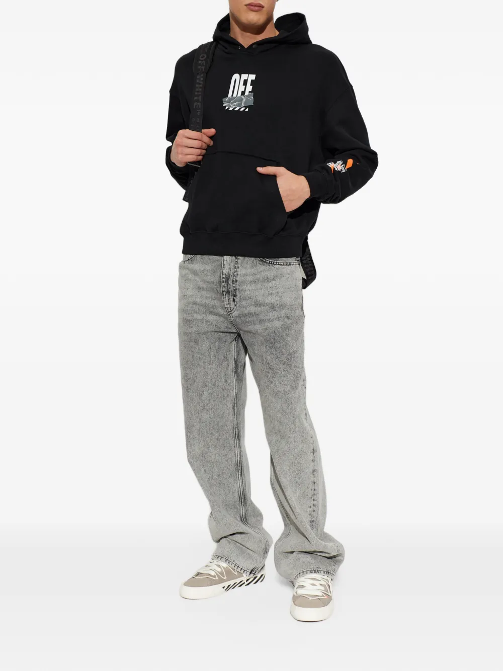 L ab c o Off-White acid-wash logo-print jeans Grijs
