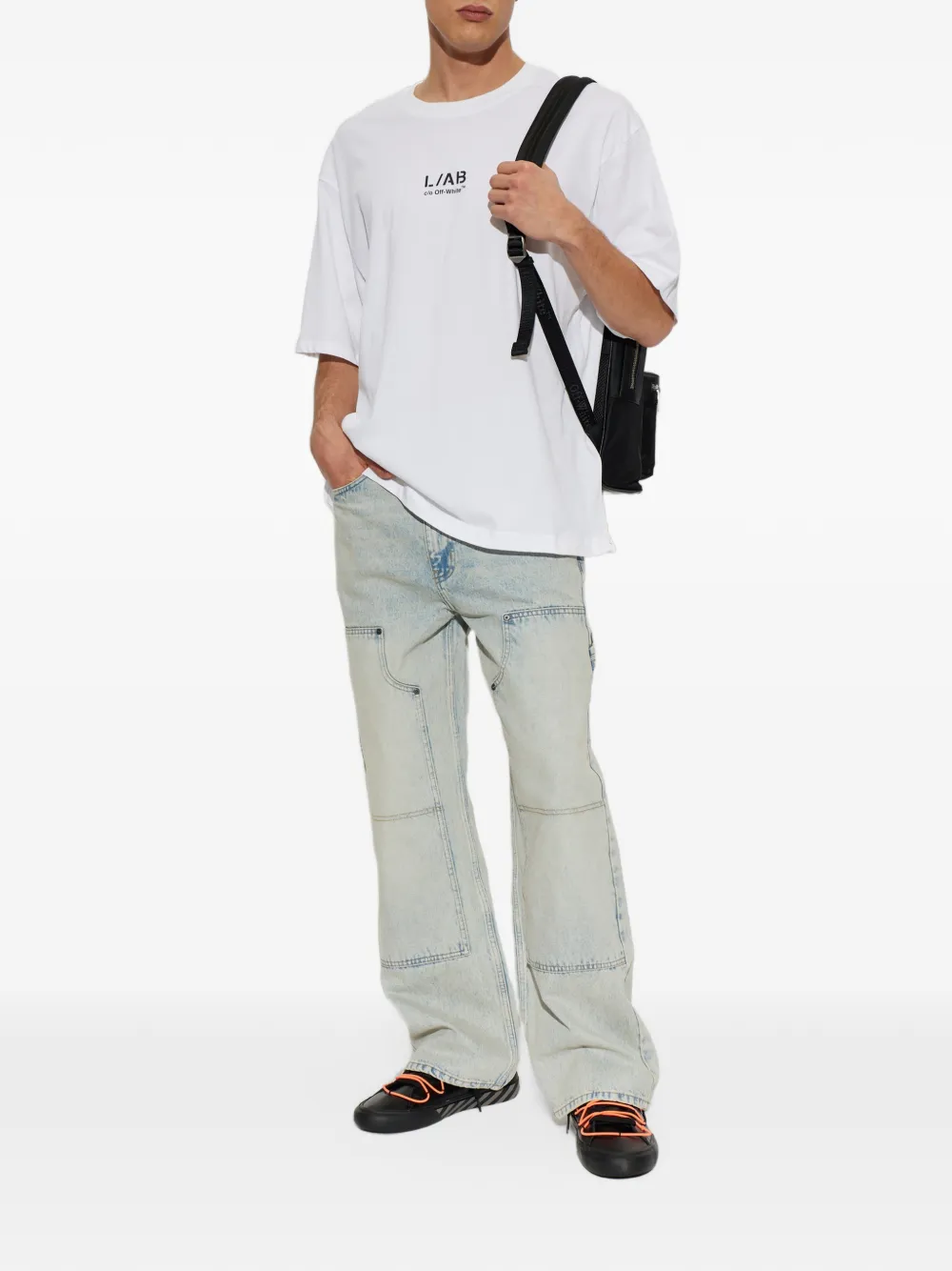 L ab c o Off-White logo-print T-shirt Wit