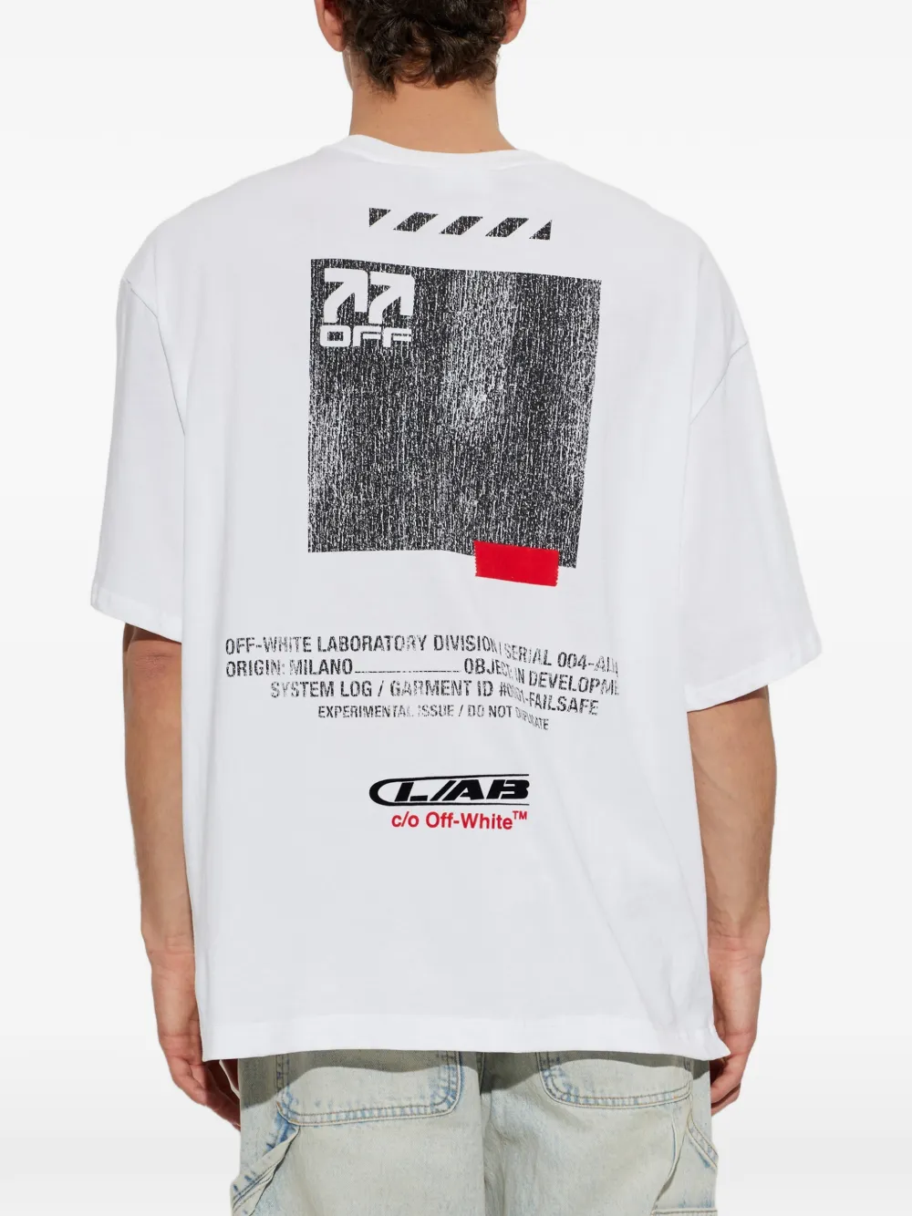 L ab c o Off-White logo-print T-shirt Wit