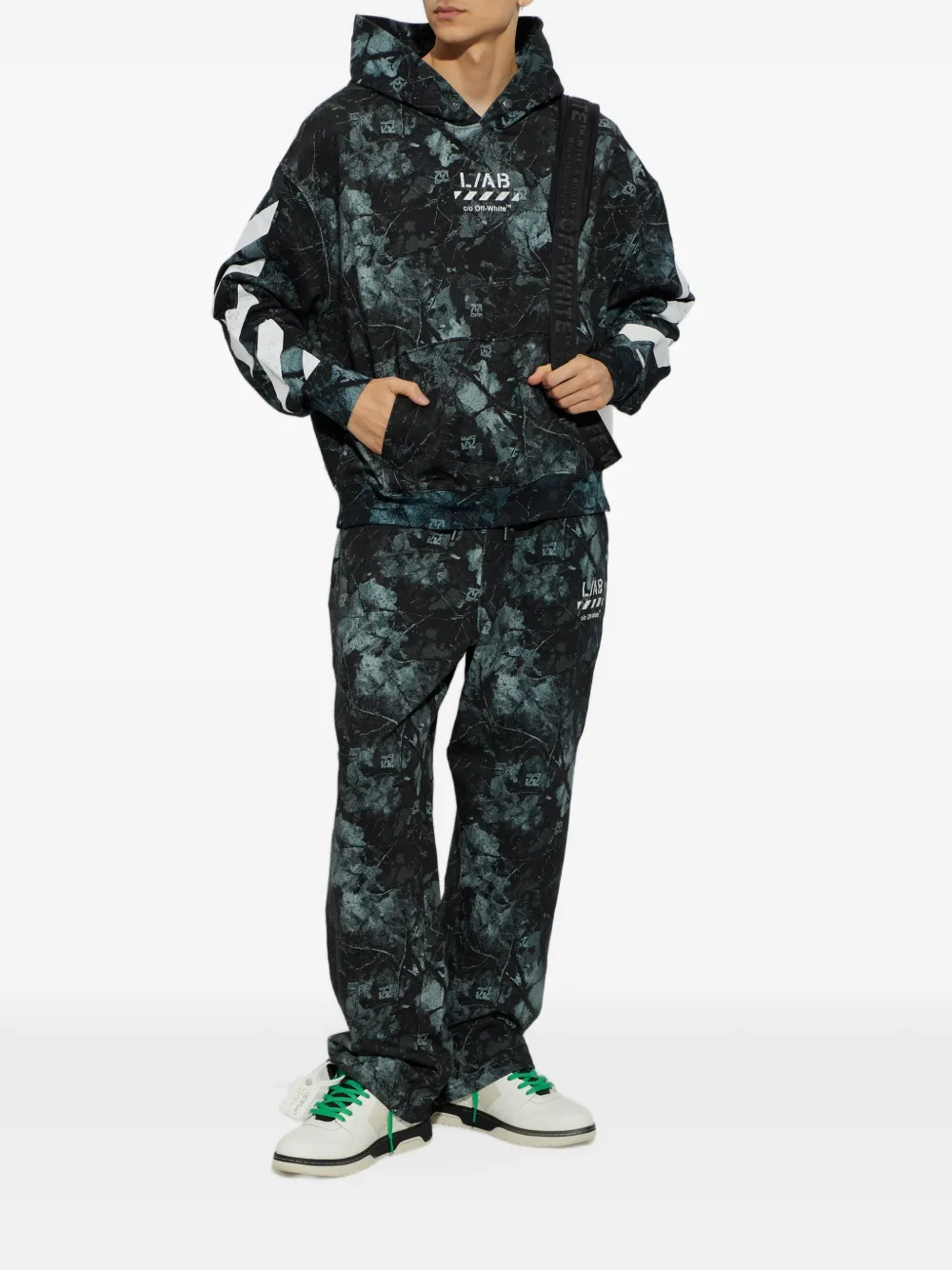 L ab c o Off-White marble-print logo-print hoodie Zwart