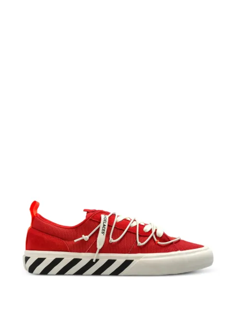 L/ab c/o Off-White baskets L/AB Tape