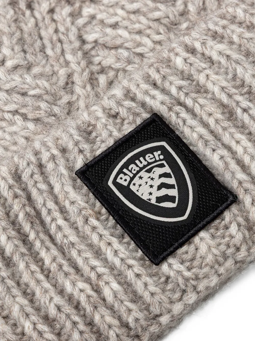 Blauer pom-pom cable-knit beanie hat Beige