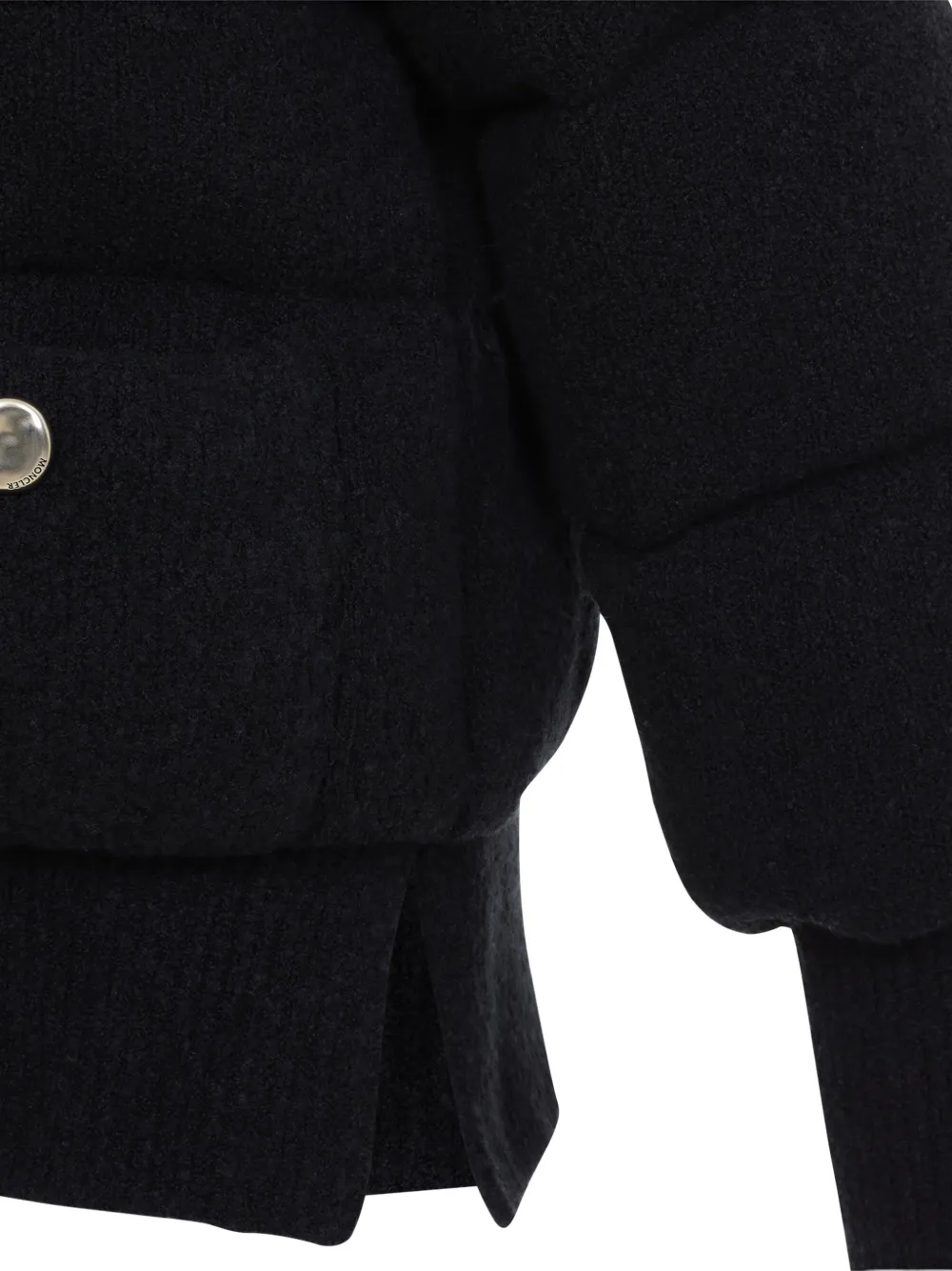 Moncler quilted jacket Zwart