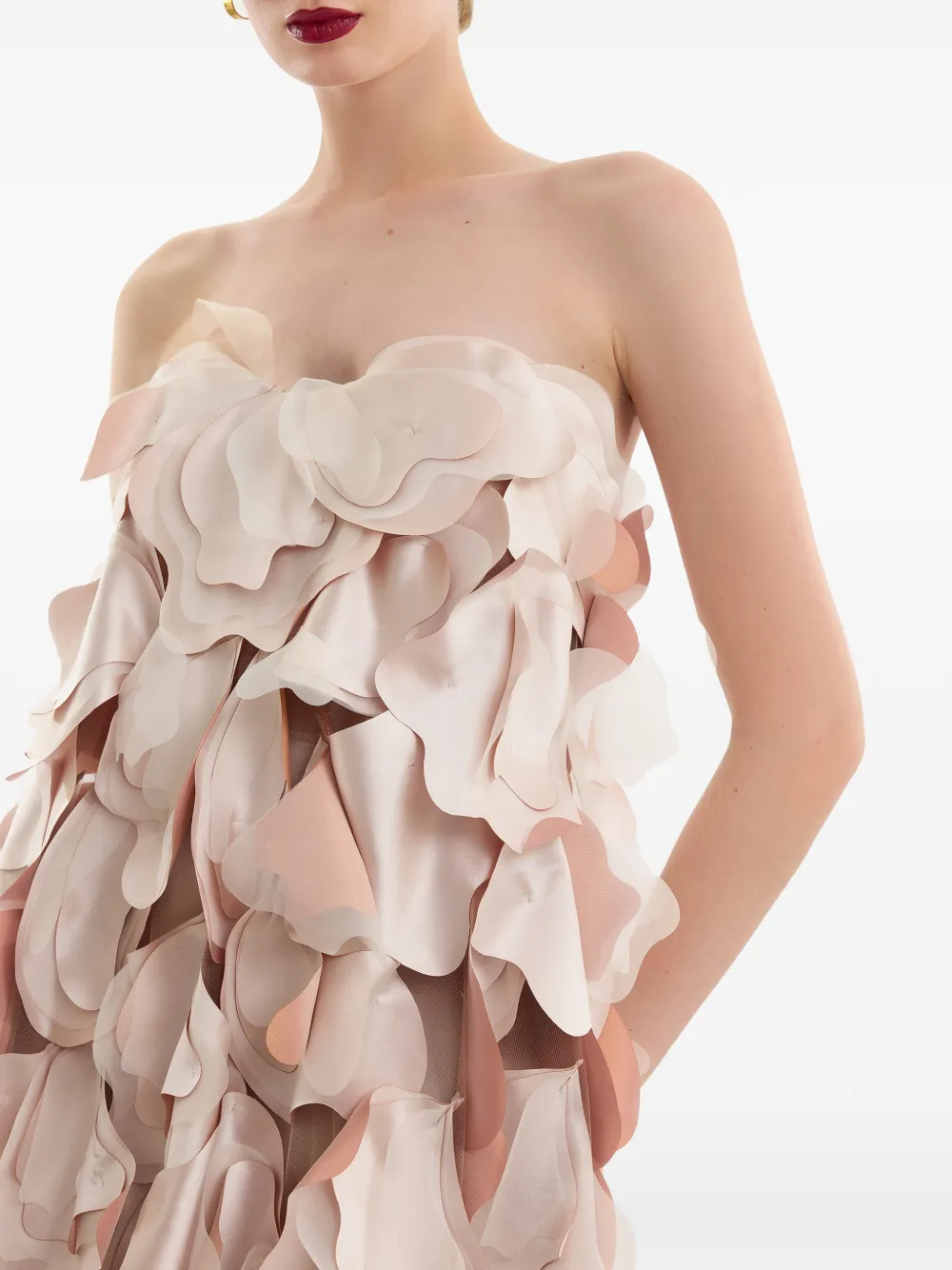 Gemy Maalouf Strapless avondjurk verfraaid met bloemblaadjes Beige
