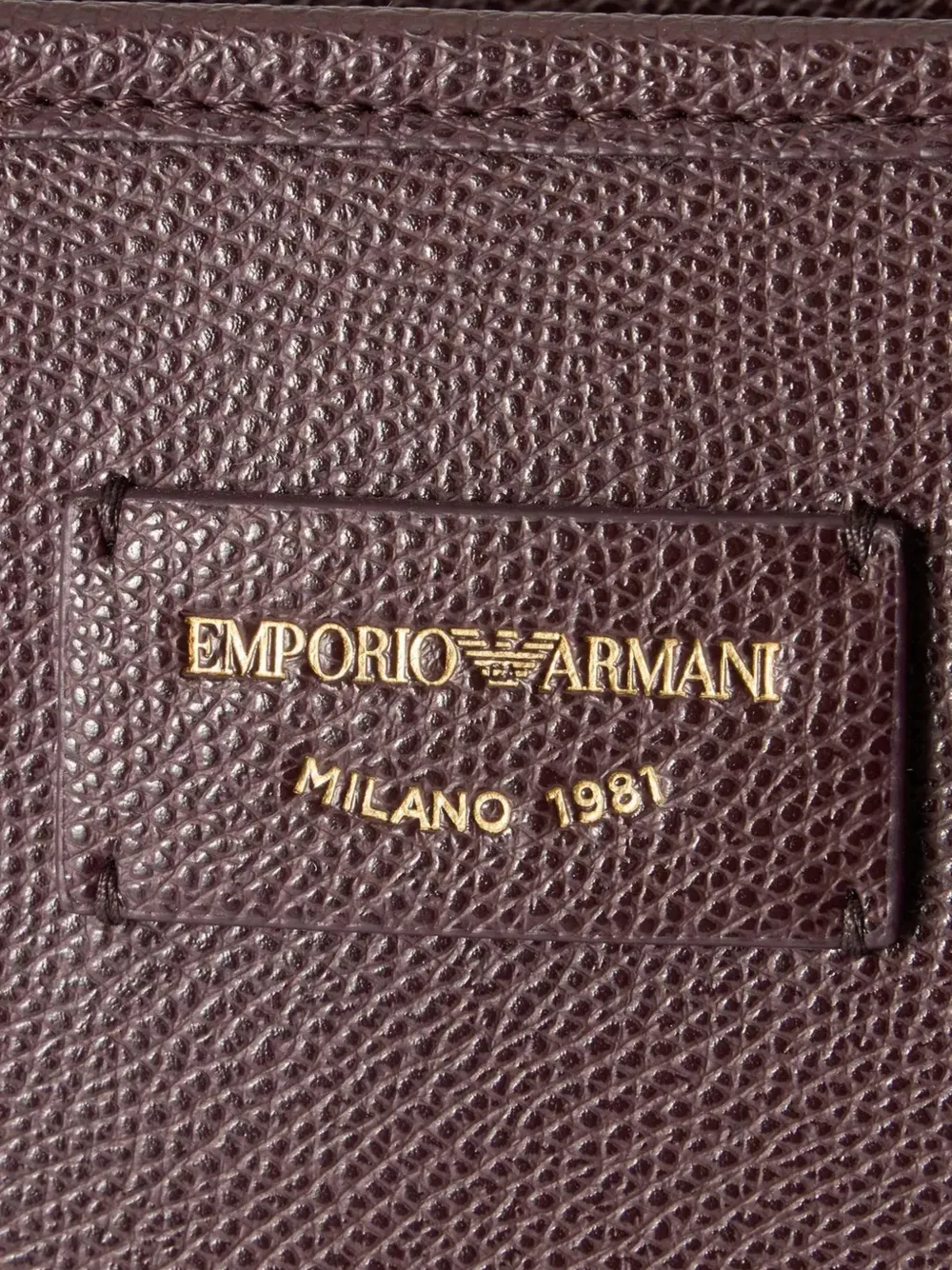 Emporio Armani logo-patch pebbled tote bag Rood