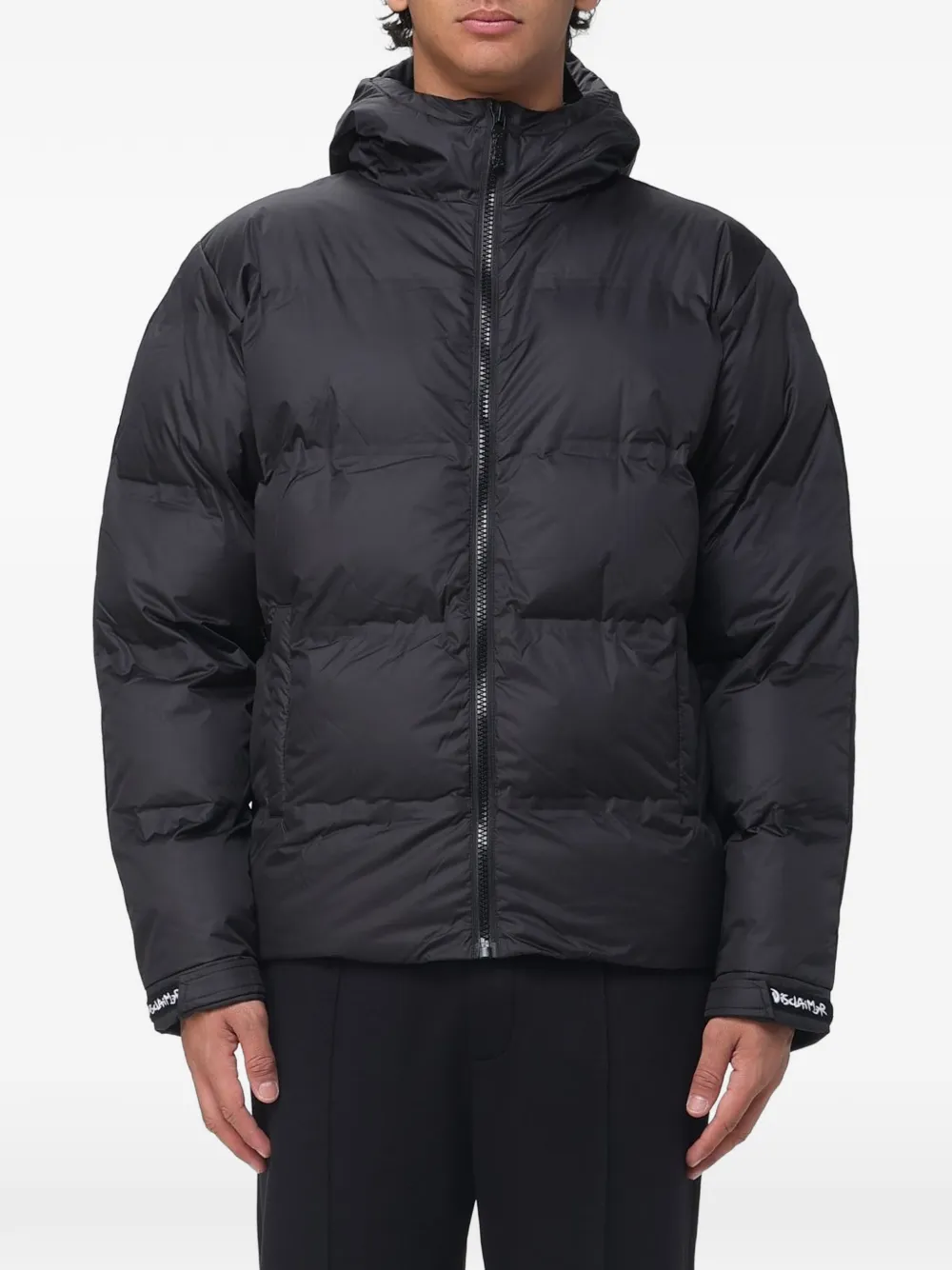DISCLAIMER graffiti-print puffer jacket - Noir