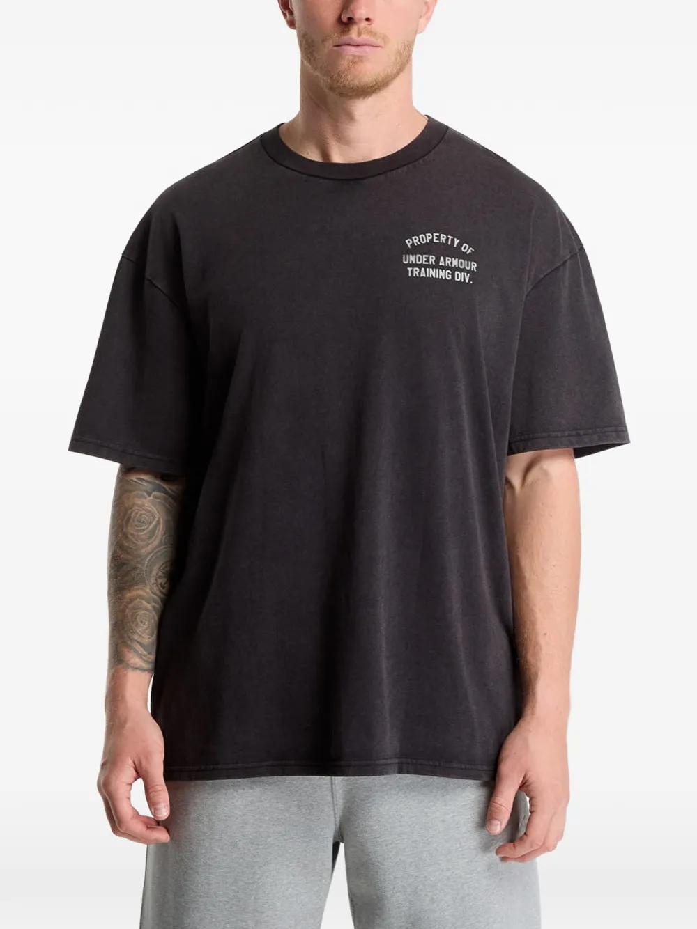 Under Armour UA Heavyweight Property Of UA logo-print T-shirt Zwart