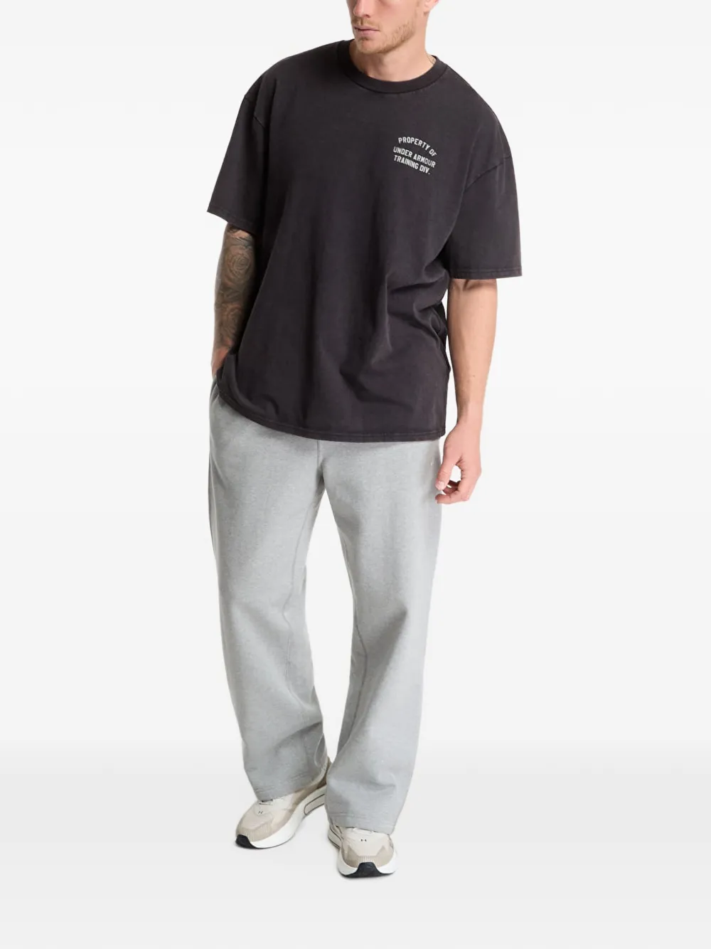 Under Armour UA Heavyweight Property Of UA logo-print T-shirt Zwart