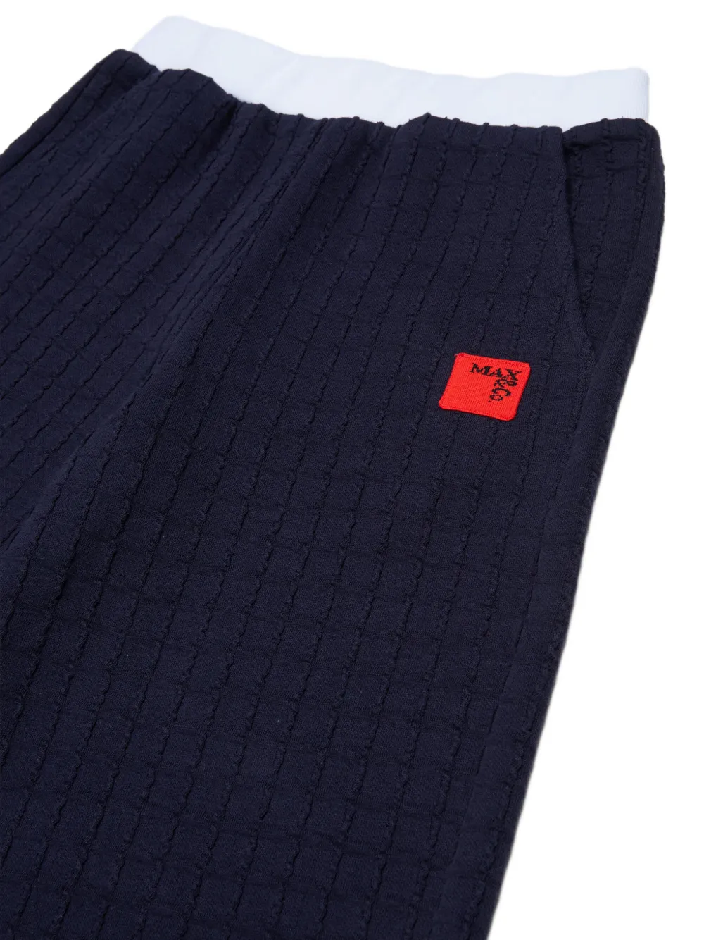 MAX&Co. Kids waffle-knit logo-patch trousers Blauw