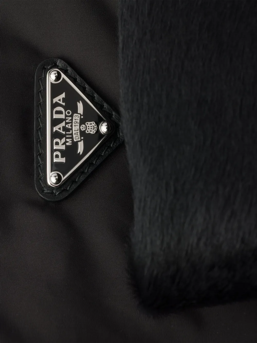 Prada Re-Nylon and leather gloves Zwart