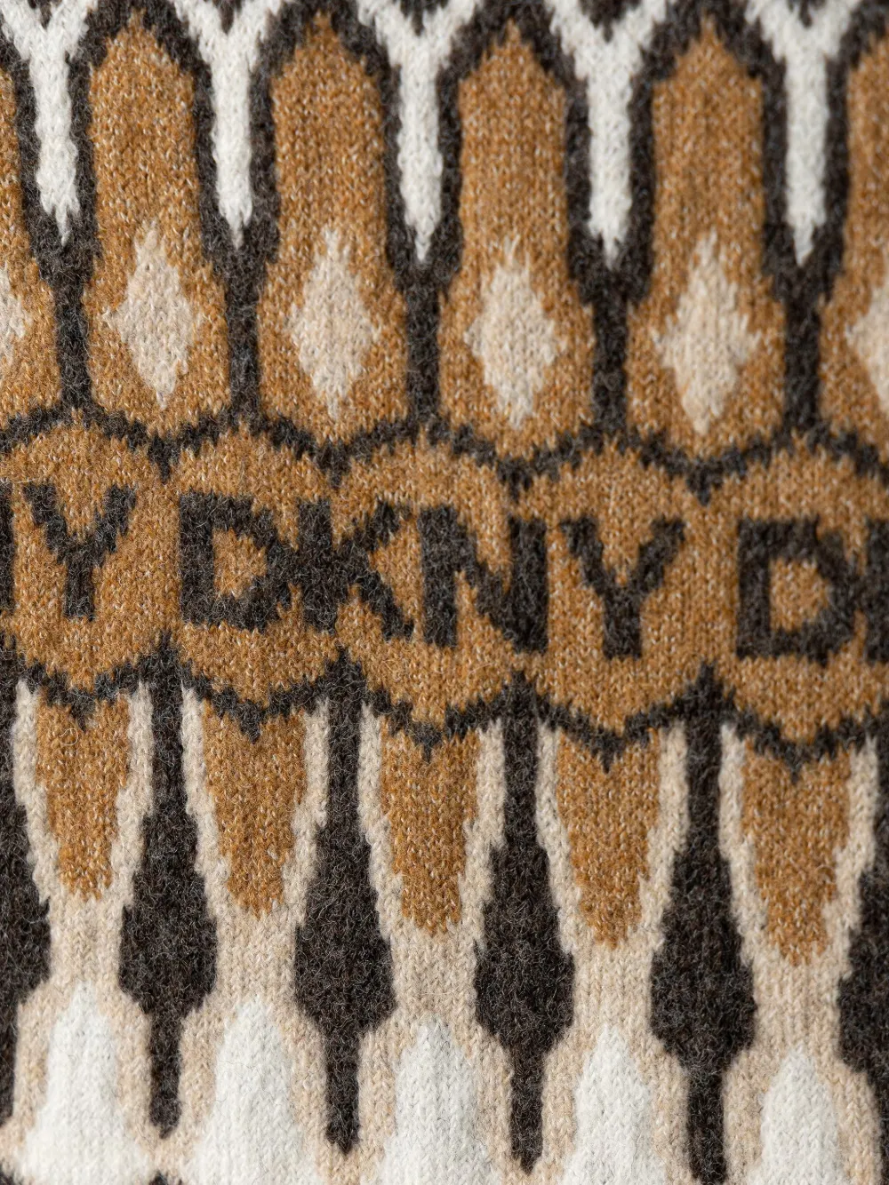 DKNY logo-pattern intarsia-knit scarf Bruin