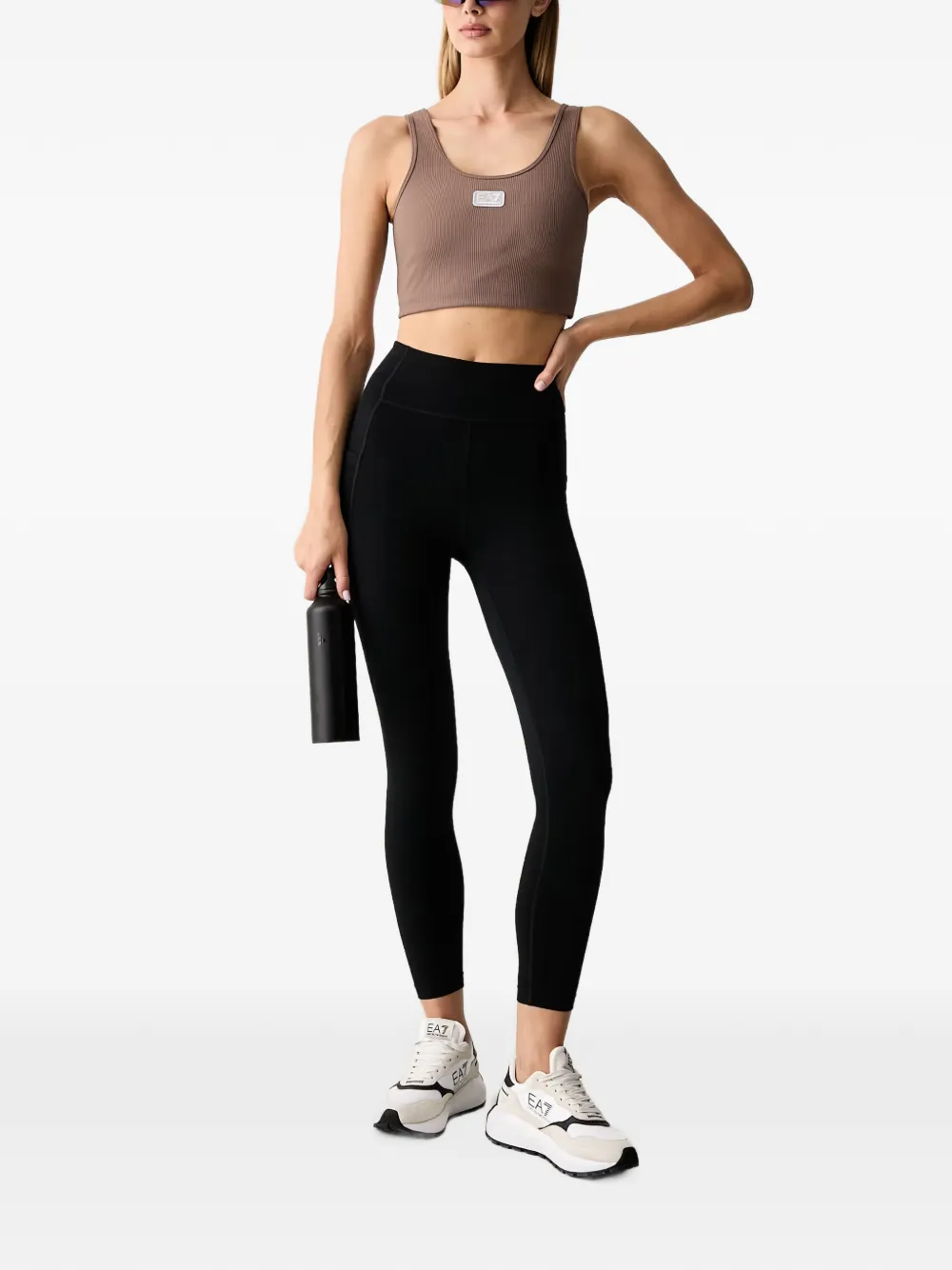 Ea7 Emporio Armani Geribbelde sport-bh met logo-patch Bruin