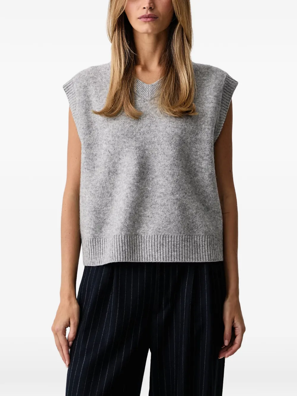 Marc O'Polo V-neck knitted vest Grijs
