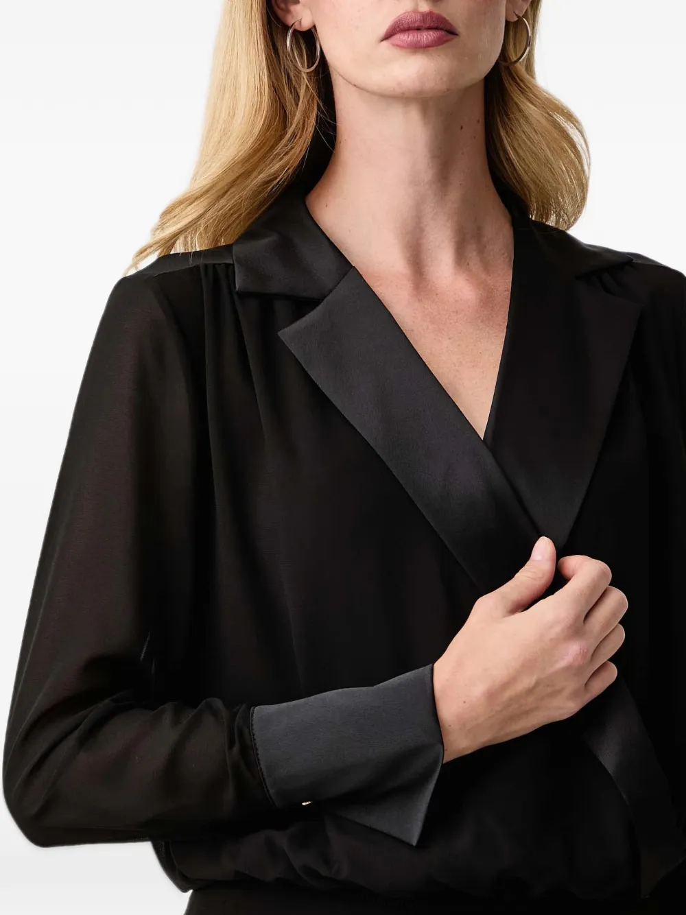 FRACOMINA satin-trim wrap blouse Zwart