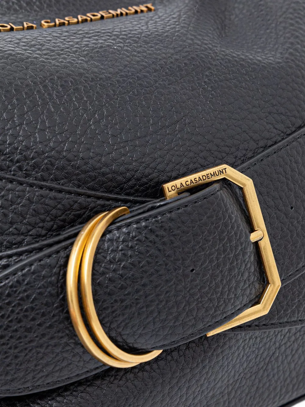 Lola Casademunt buckle-detail grained-texture tote bag Zwart