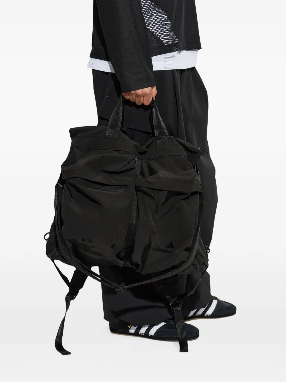 adidas x Arte Antwerp helmet bag Zwart