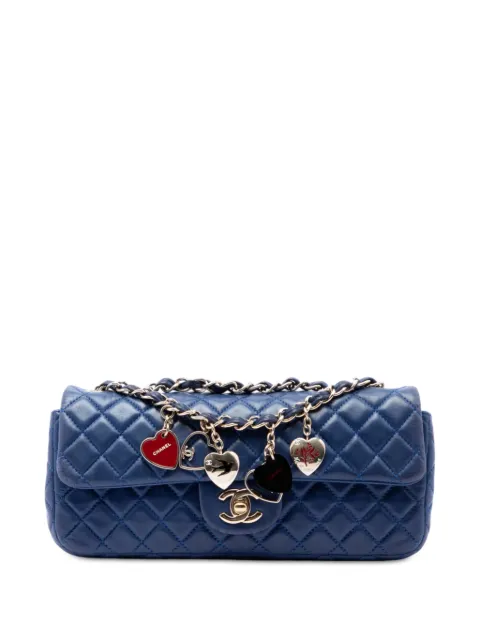 CHANEL Pre-Owned 2009-2010 Quilted Lambskin Valentine Heart Charms East West Flap shoulder bag
