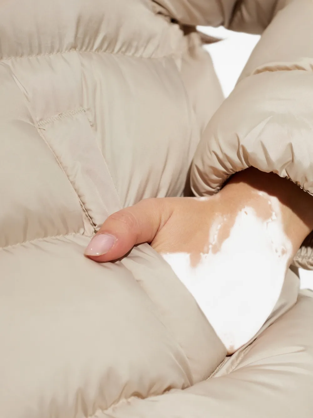 Nike Therma-FIT jacket Beige