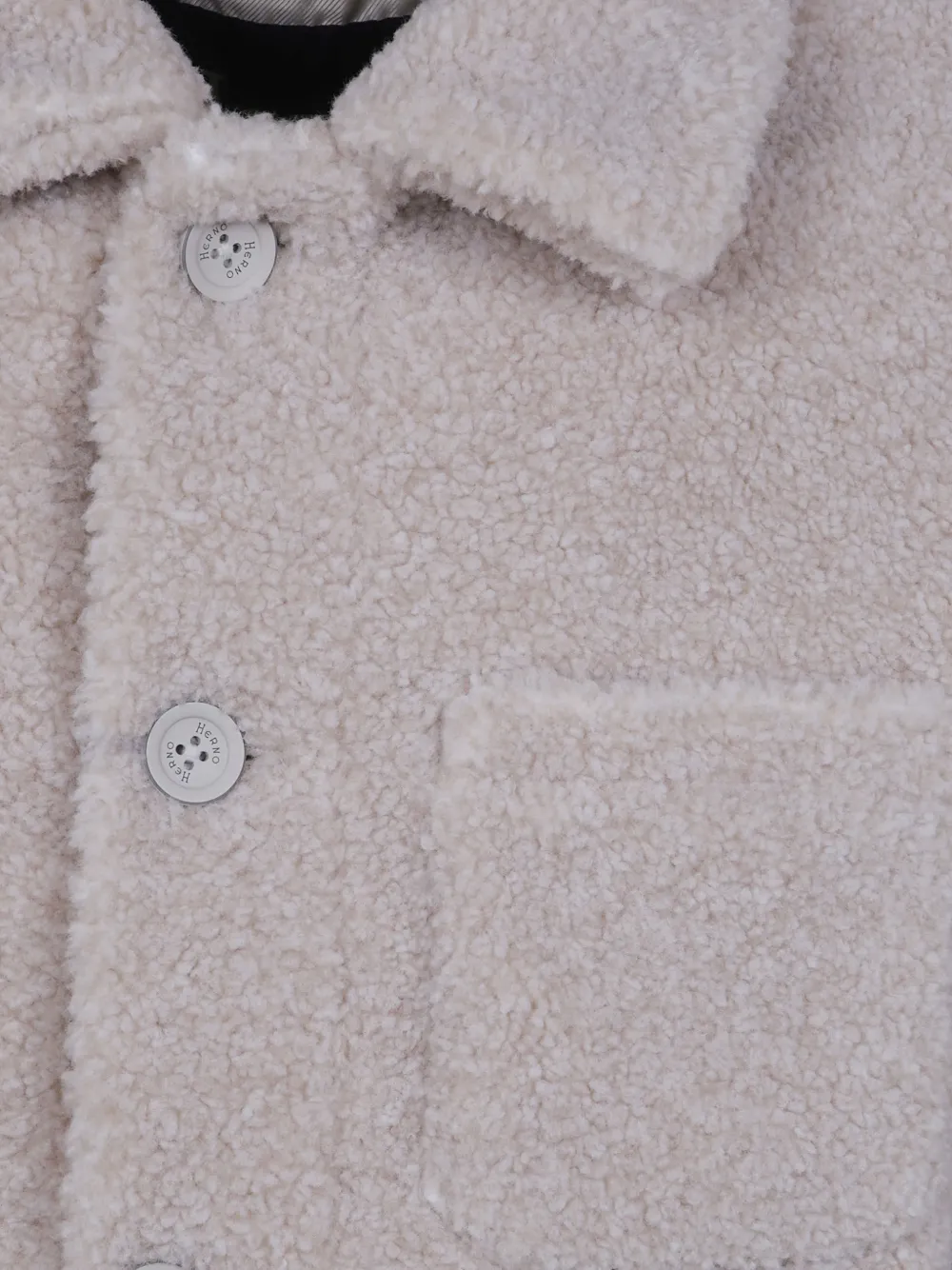 Herno Shirtjack met knopen en bouclétextuur Beige