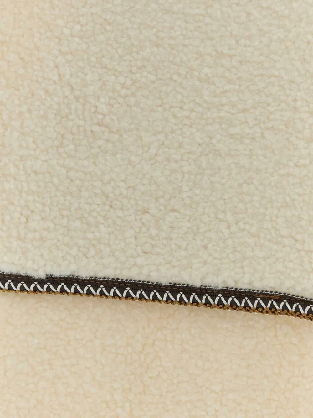 UGG logo-detail scarf Beige