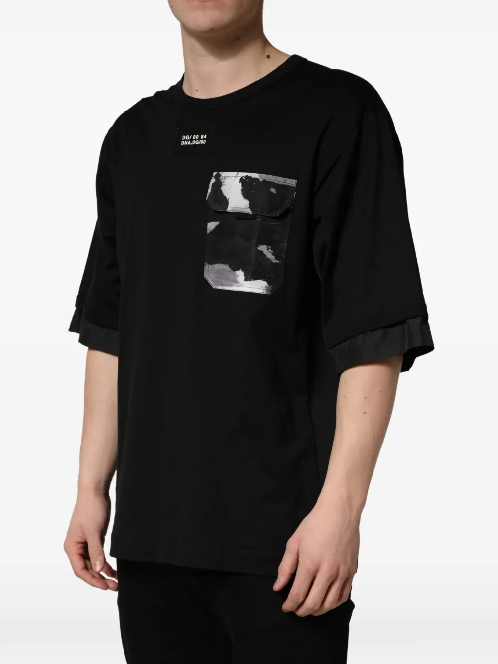 Dolce & Gabbana camouflage-pocket oversized T-shirt Zwart