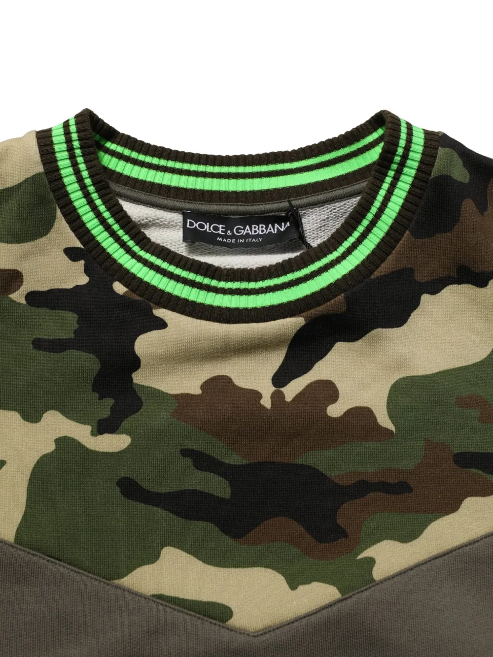 Dolce & Gabbana camouflage-print heart-patch sweatshirt Groen