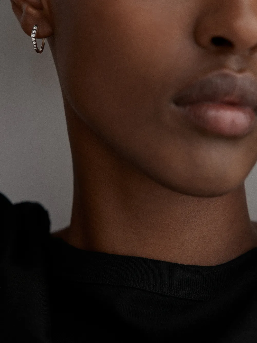 Monica Vinader small Riva pavé diamond hoop earrings - Argento