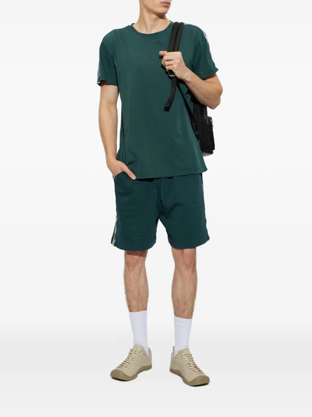 Moschino logo-tape track shorts Groen
