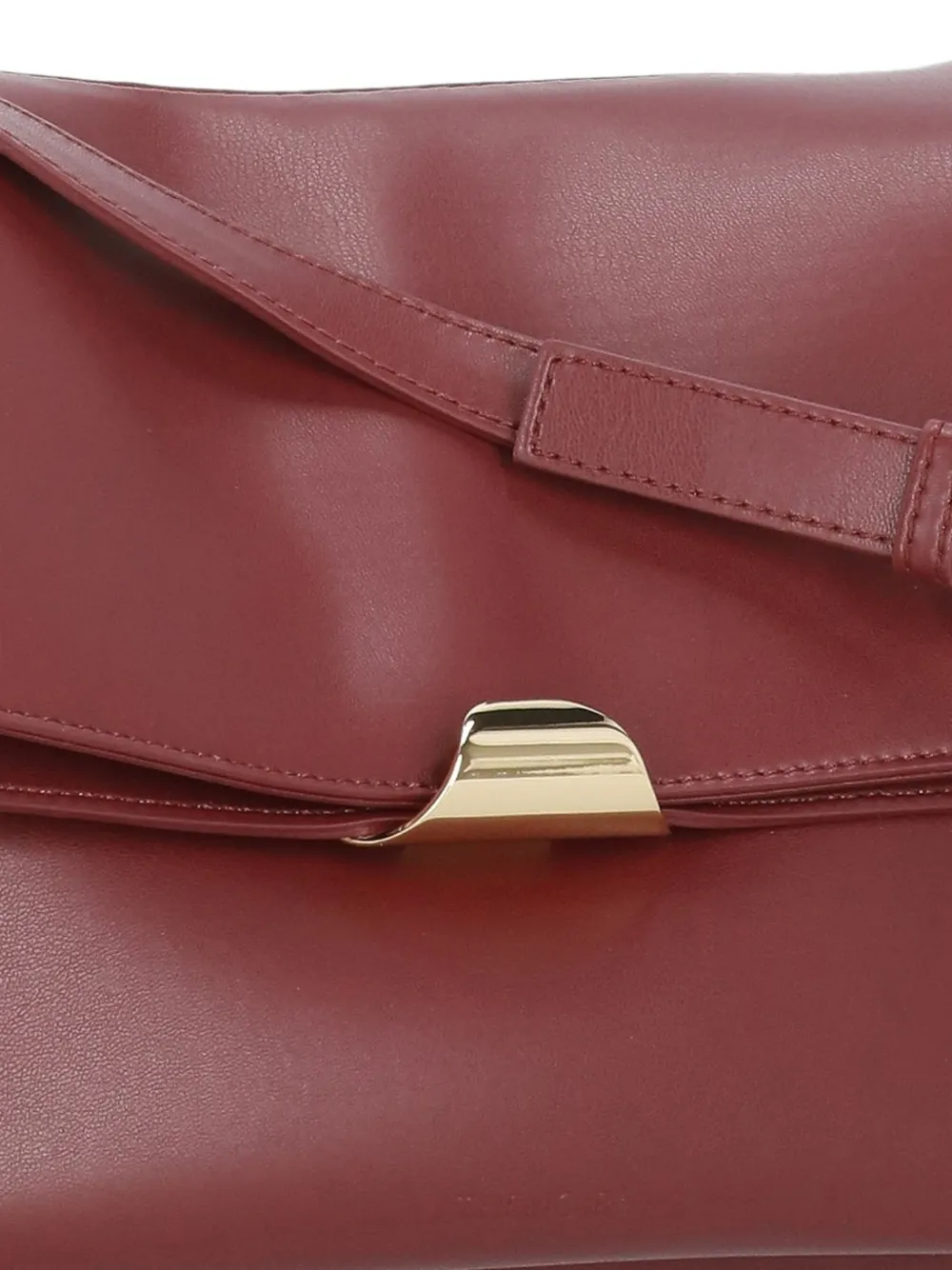 Themoirè Schoudertas met omslag en goudkleurige hardware Rood