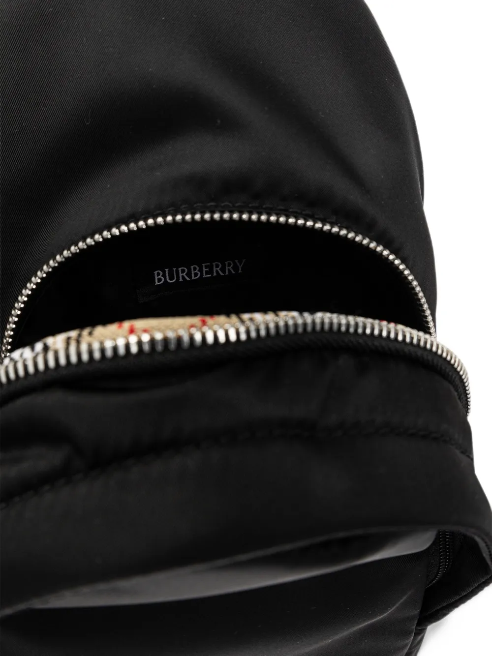 Burberry Knight logo sling bag Zwart