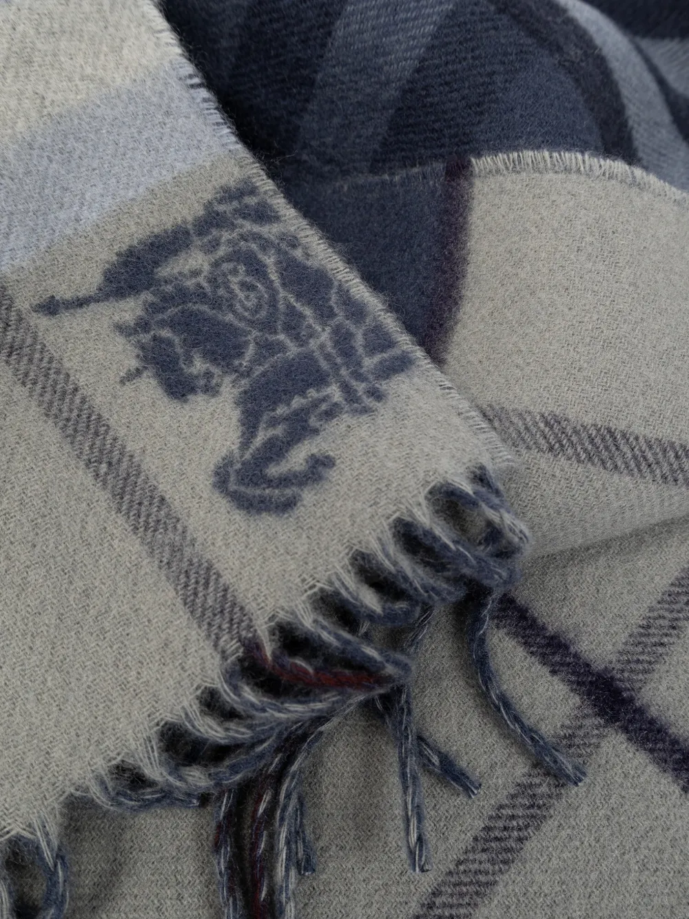 Burberry checked cashmere scarf Grijs