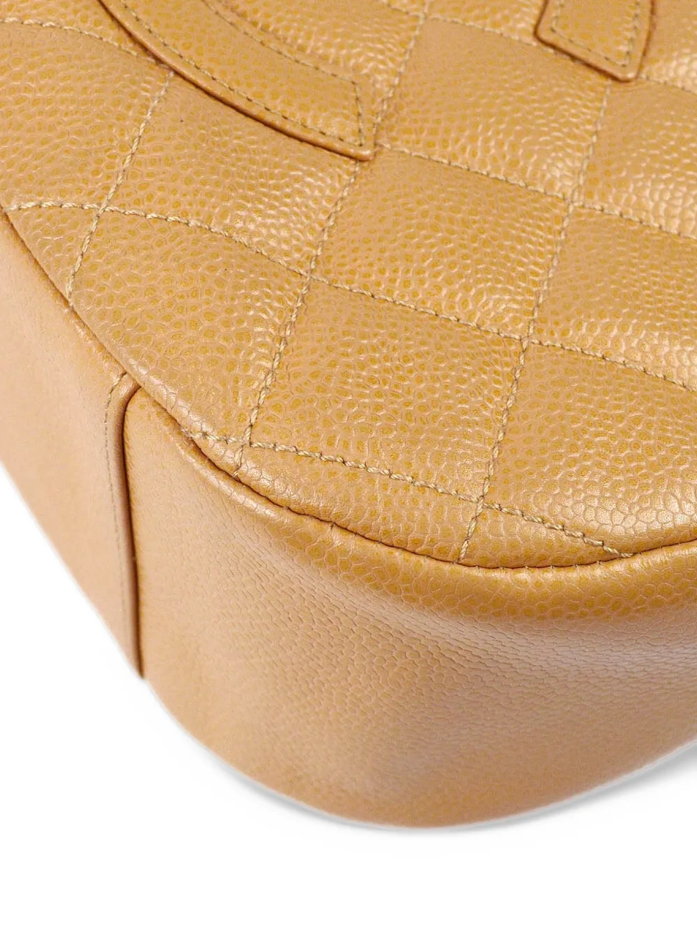 CHANEL Pre-Owned 2004-2005 diamond-quilted shoulder bag Beige