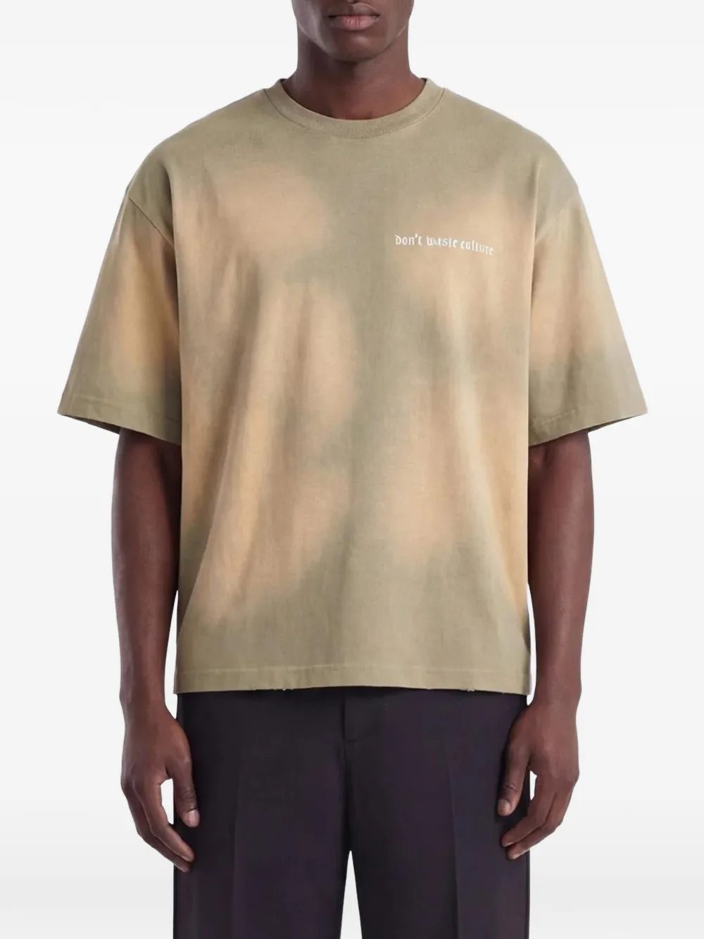 Don't Waste Culture Olivinne graphic-print T-shirt Groen