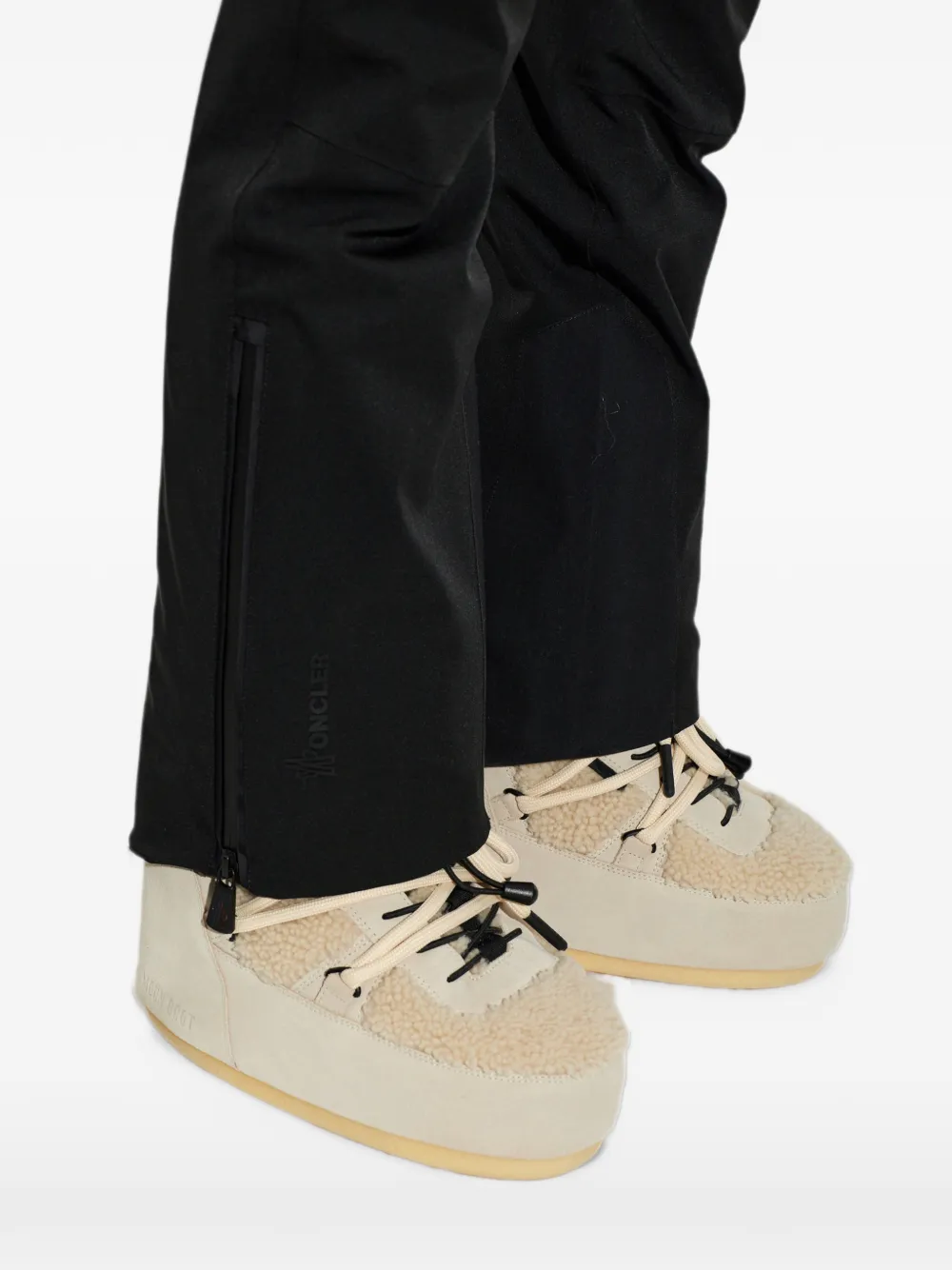 Moncler Grenoble x Moon Boot Icon Low snow boots Beige