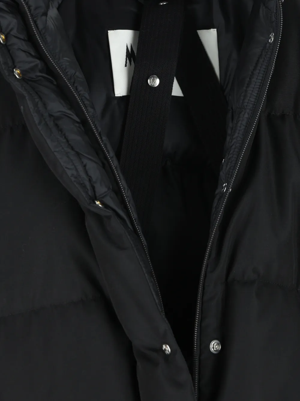 Moncler Verone short down jacket Zwart