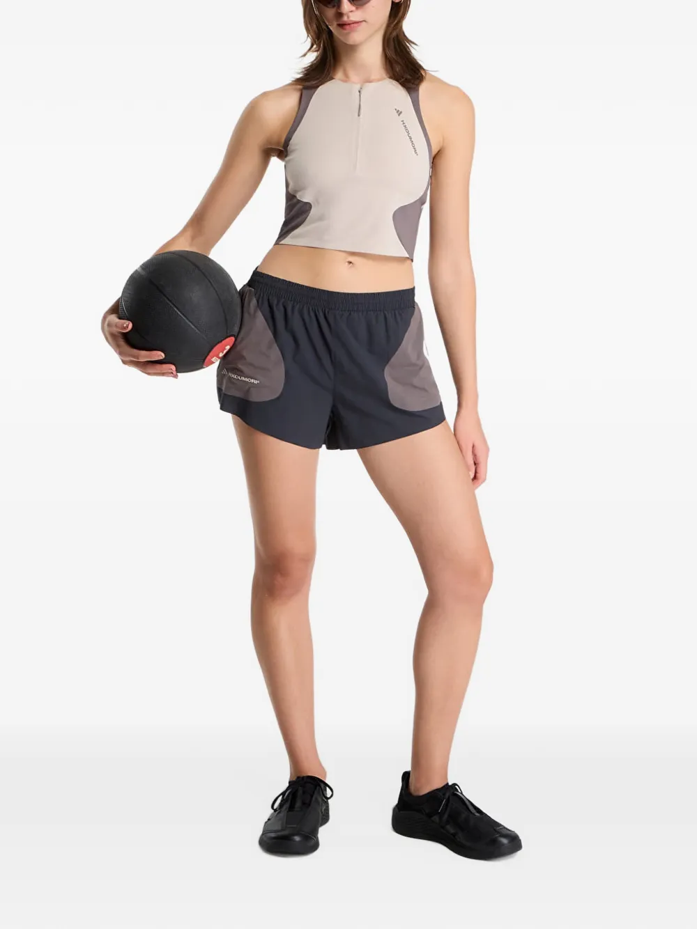Adidas x Hermanos Koumori shorts Zwart