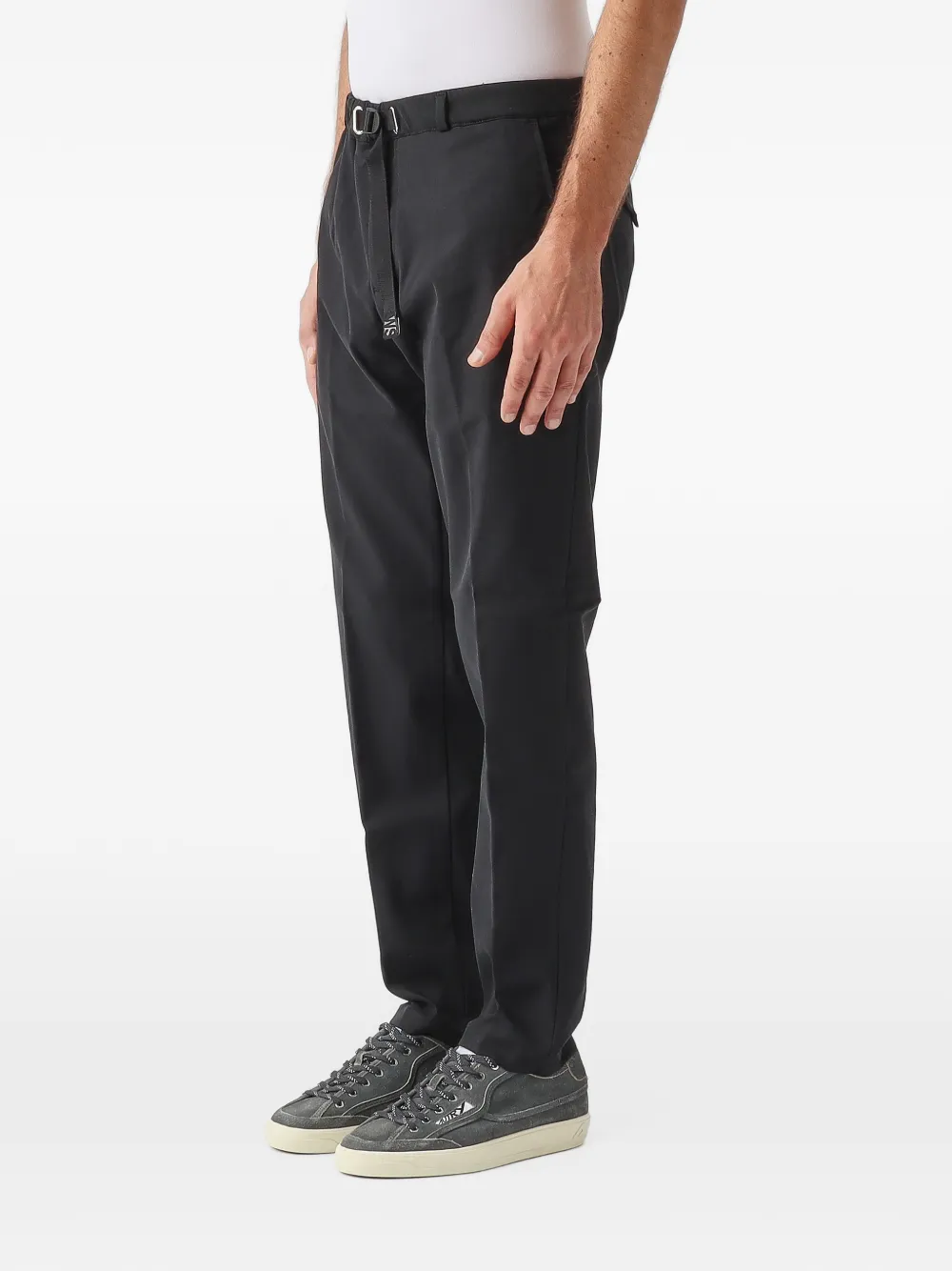 White Sand Greg belted pressed-crease trousers Zwart