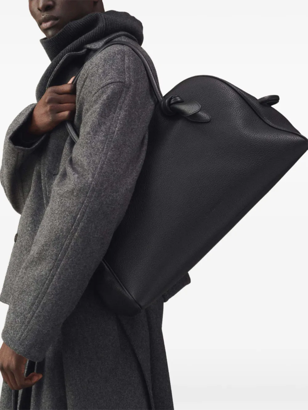 Jacquemus The large Turismo bowling bag Zwart