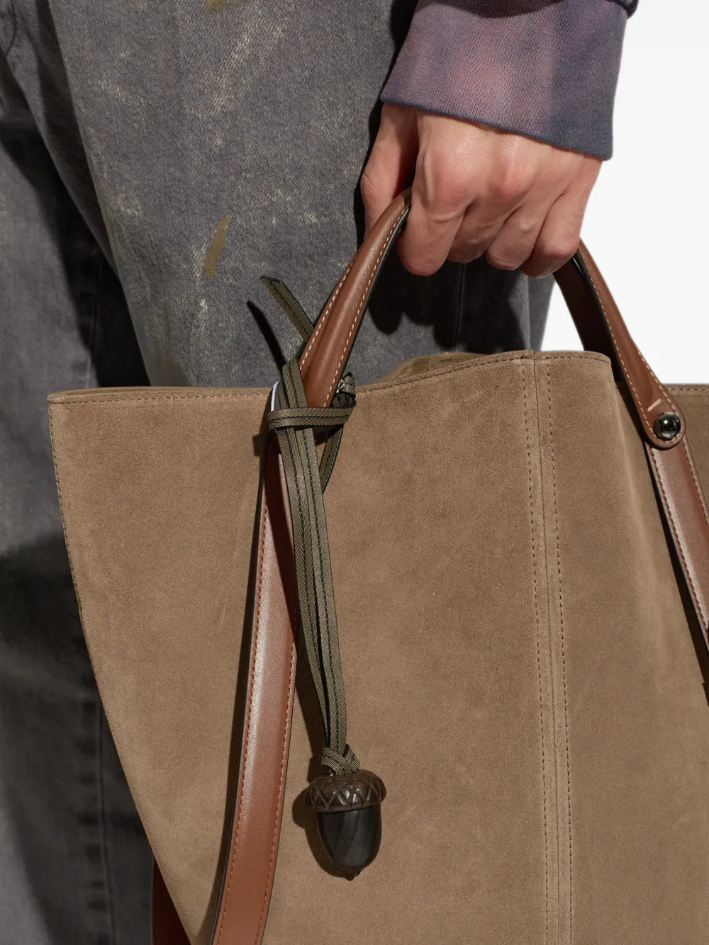 Maison Margiela acorn-shaped keychain Groen