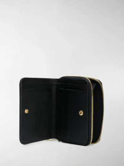 apc compact emmanuelle