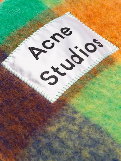 acne studios label
