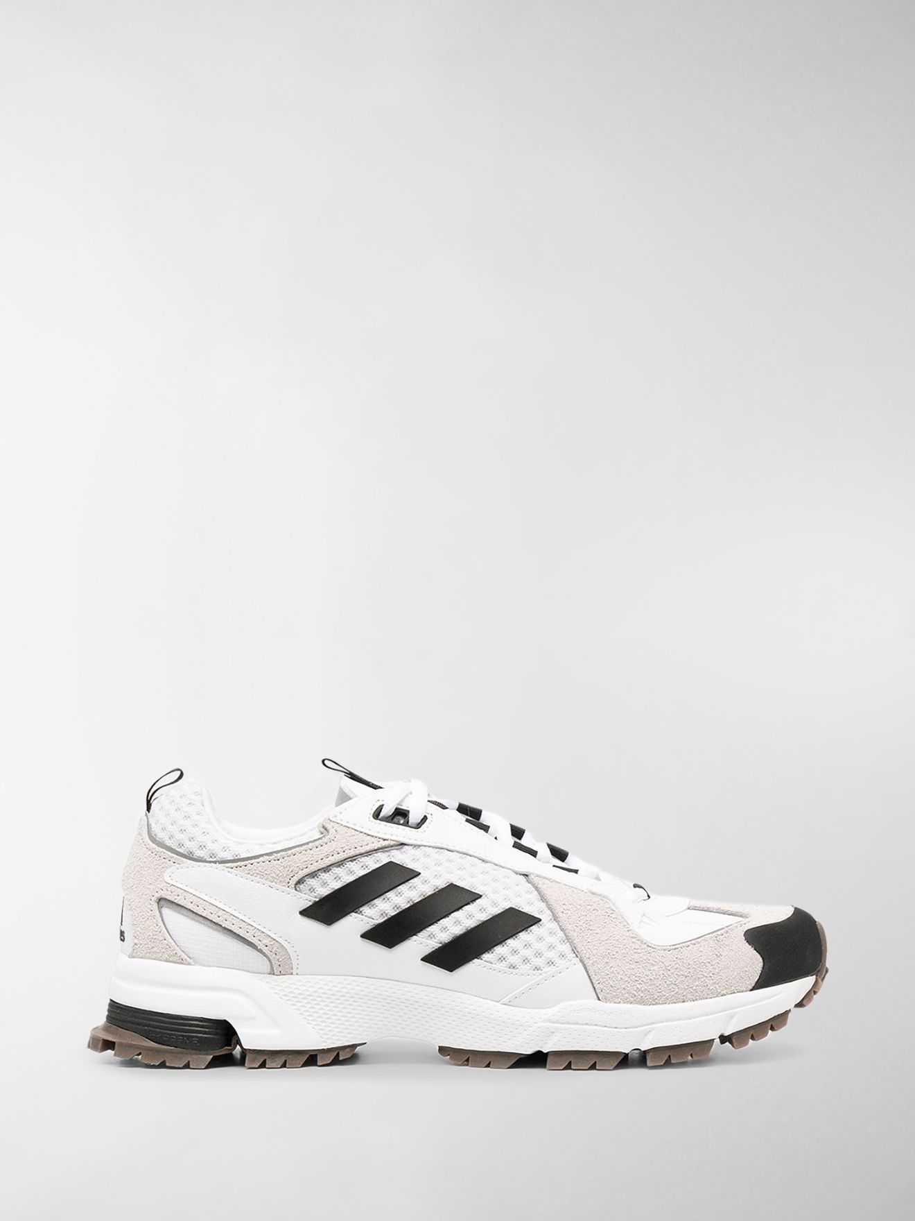 white runners adidas